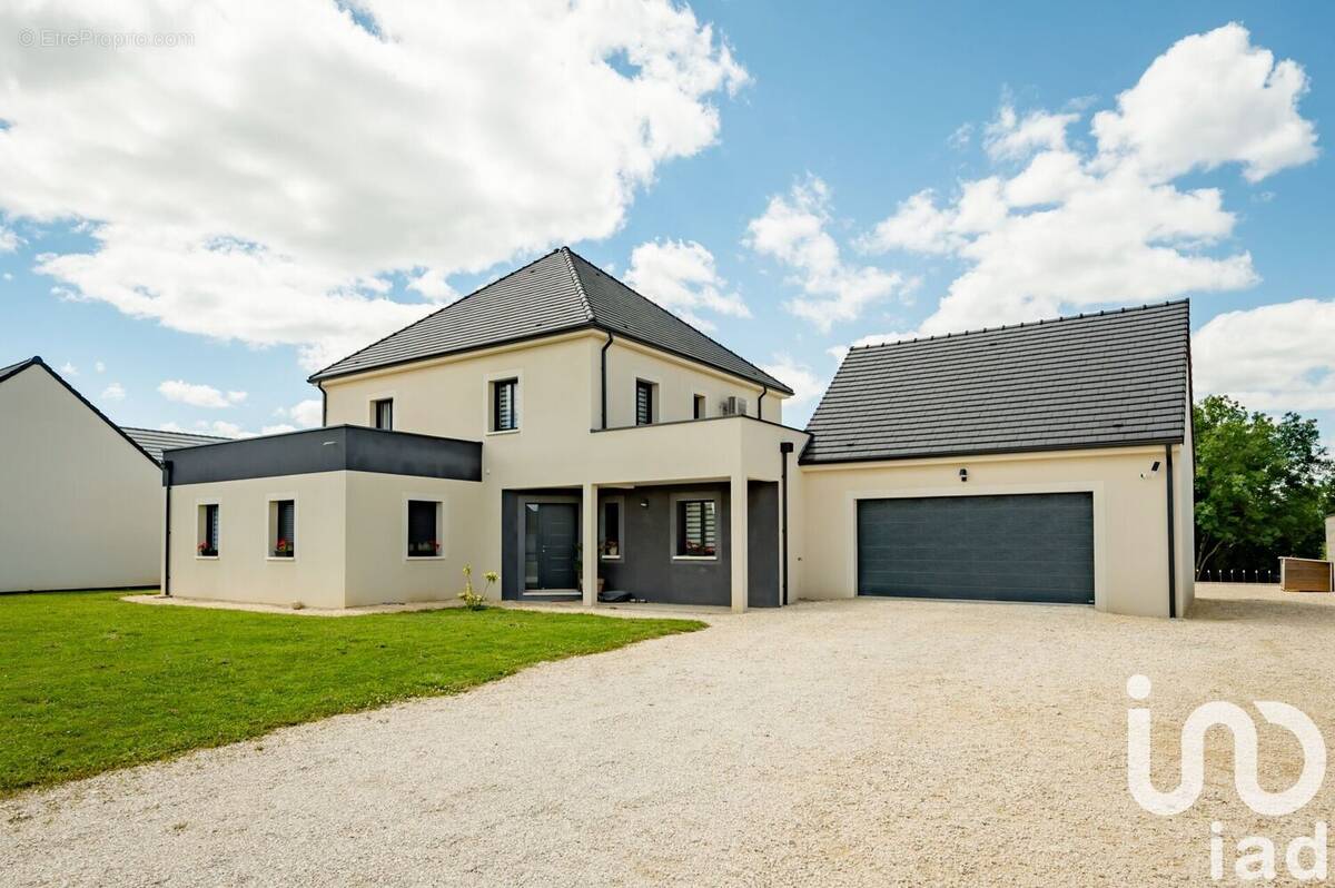 Photo 1 - Maison à MONETEAU