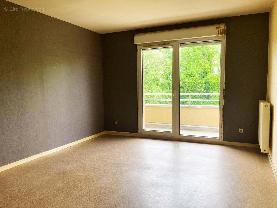 Appartement à L&#039;ISLE-D&#039;ABEAU