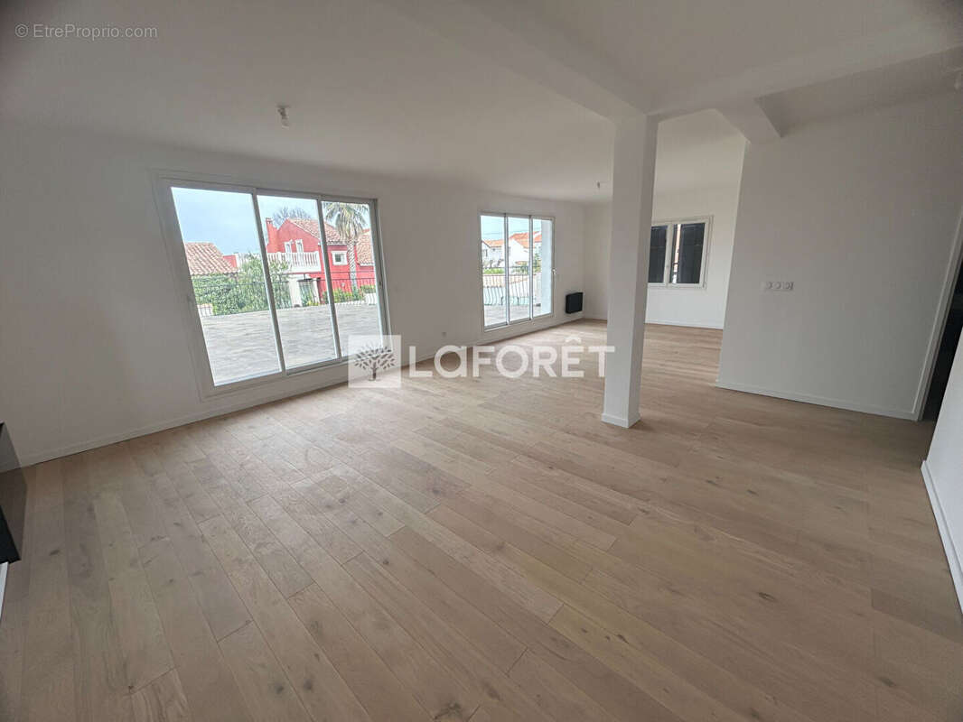 Appartement à MARSEILLE-10E