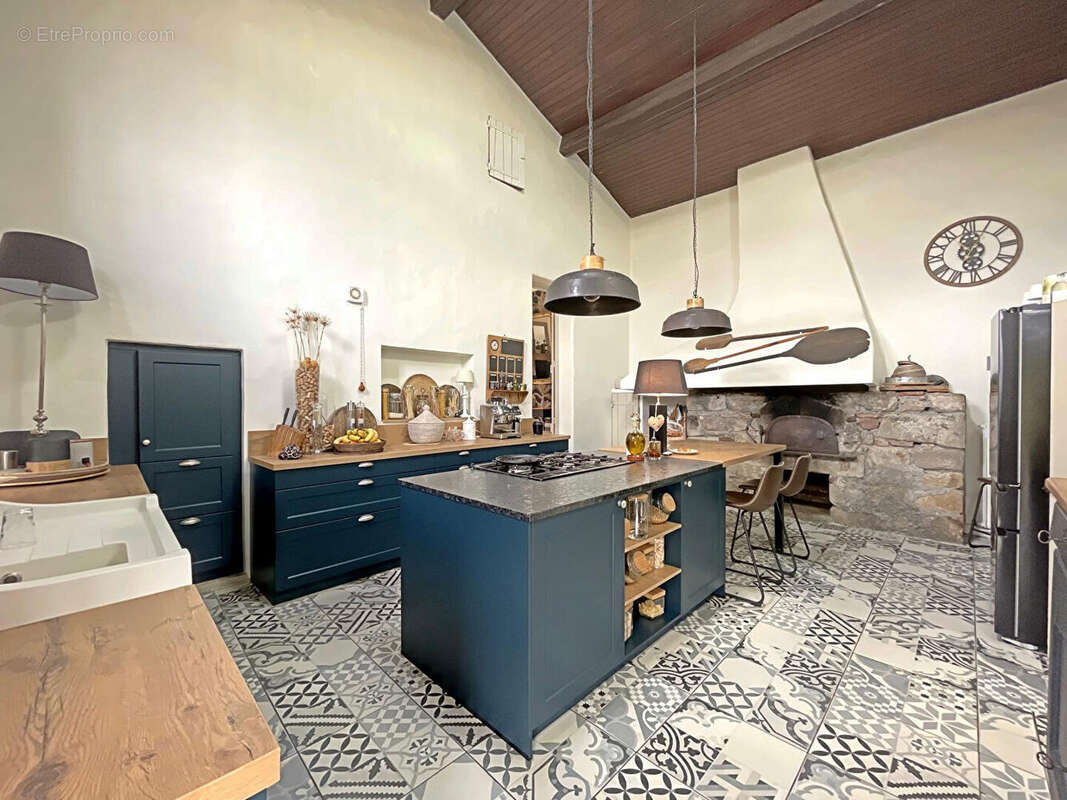 Maison à CELLIEU