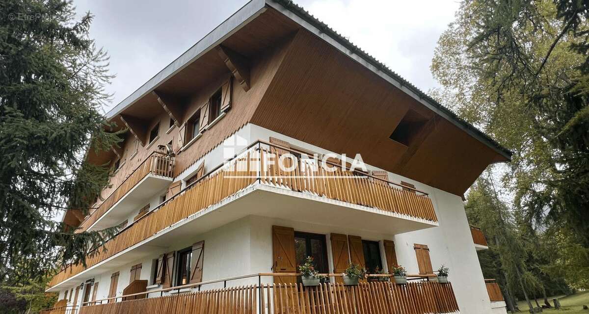Appartement à SAINT-ETIENNE-DE-TINEE