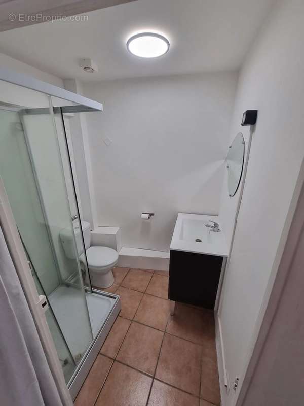Appartement à COTIGNAC