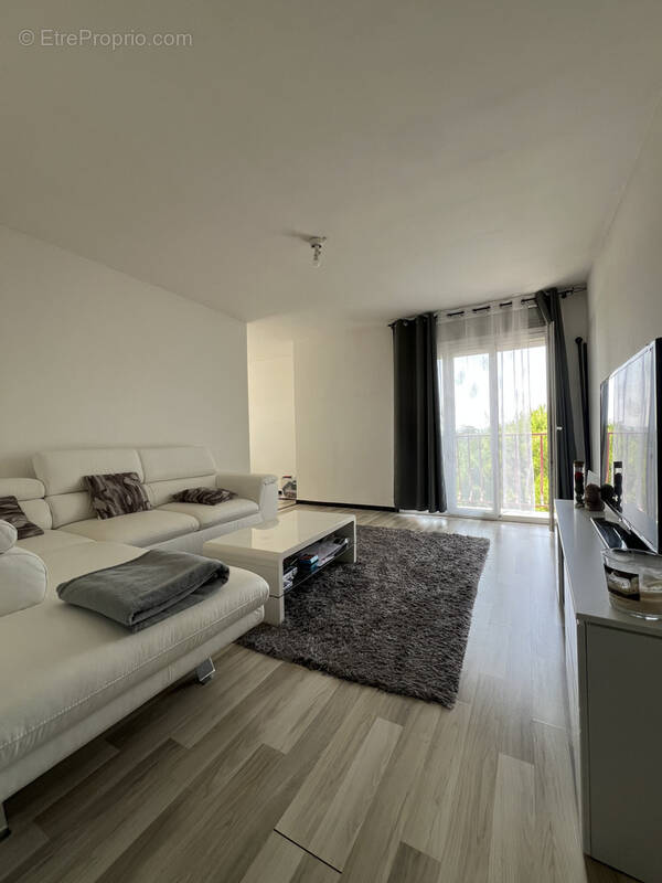 Appartement à PONT-SAINT-ESPRIT