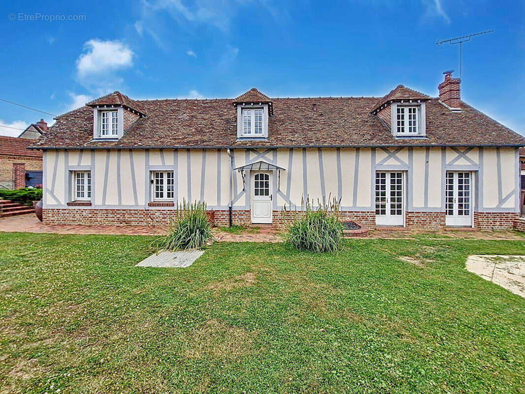 Maison à LES THILLIERS-EN-VEXIN