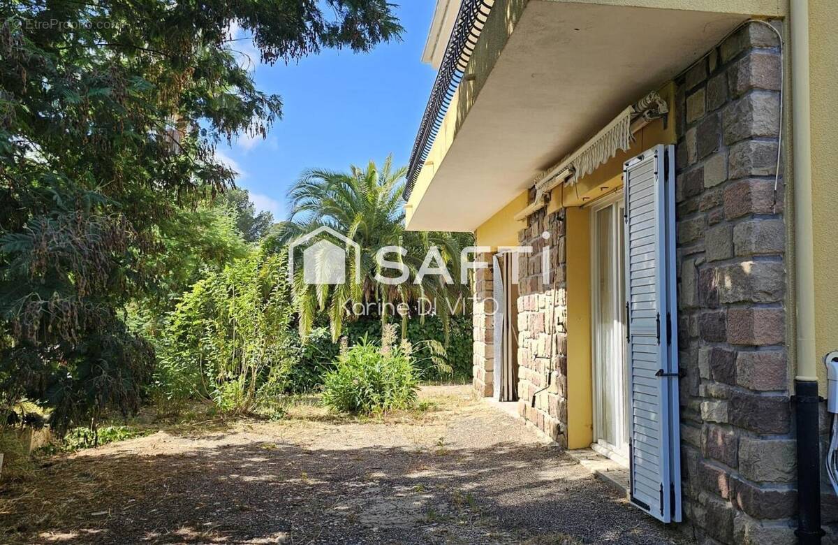 Photo 1 - Maison à FREJUS