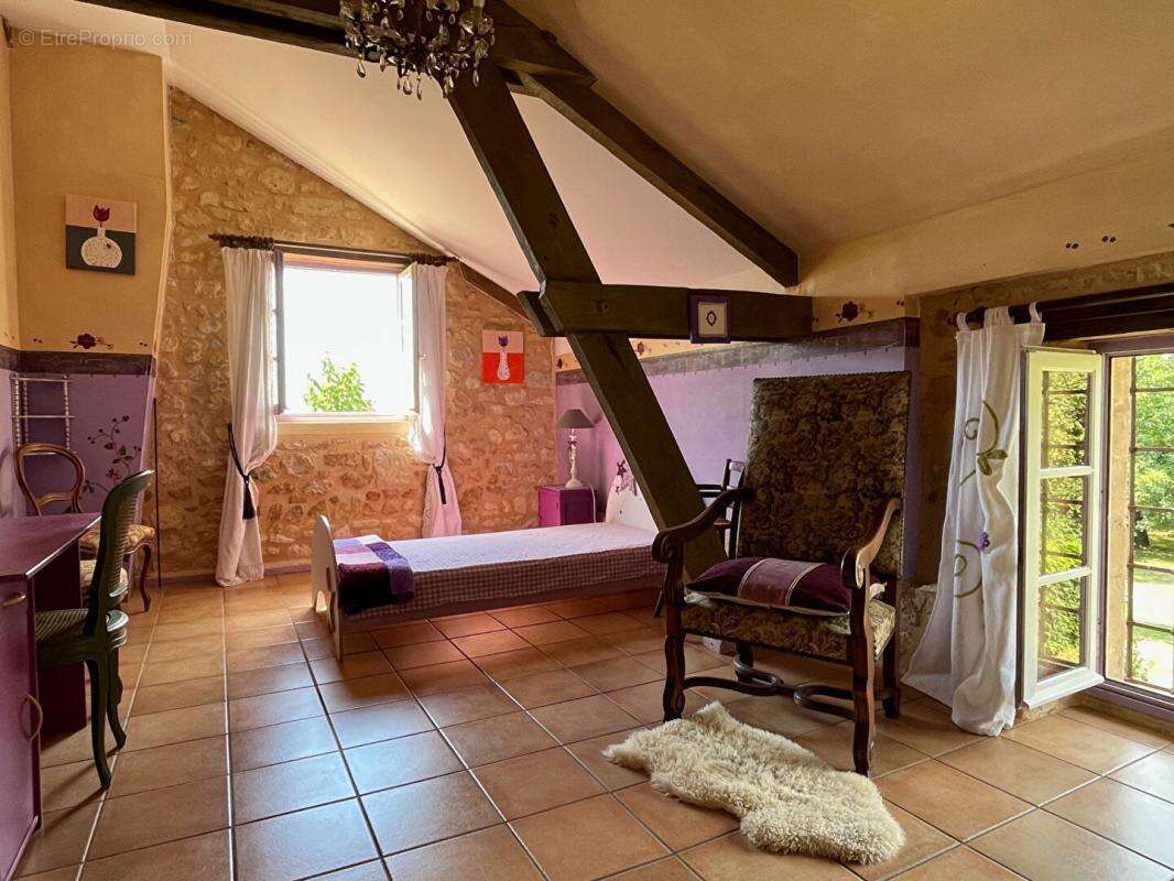 Maison à THIVIERS