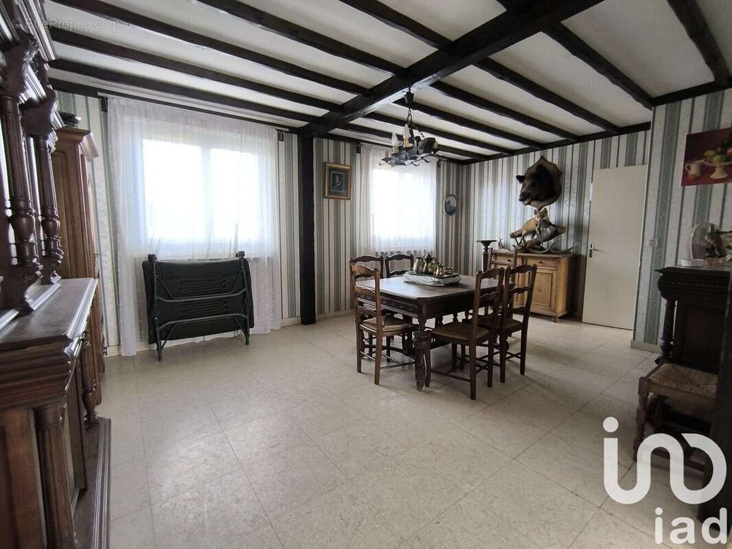 Photo 5 - Maison à LA CHAPELLE-EN-SERVAL