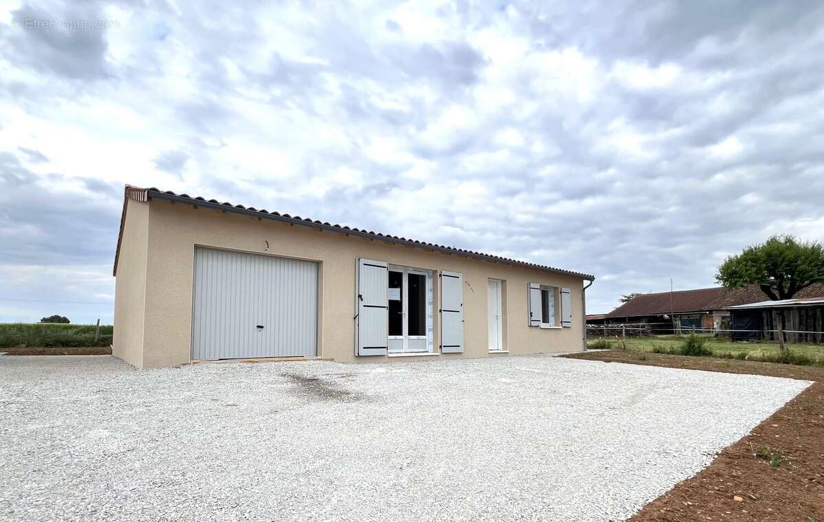 Maison à LA ROCHEFOUCAULD