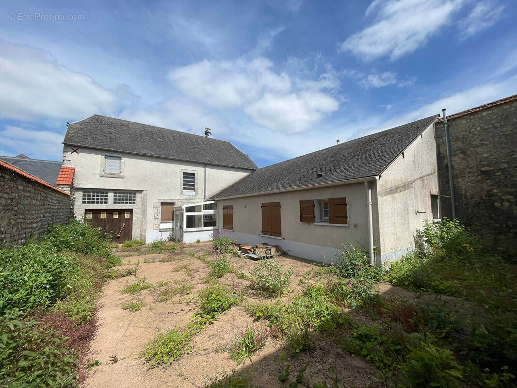 Maison à PRASVILLE