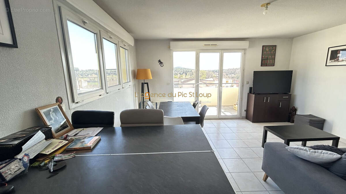 Appartement à SAINT-MATHIEU-DE-TREVIERS