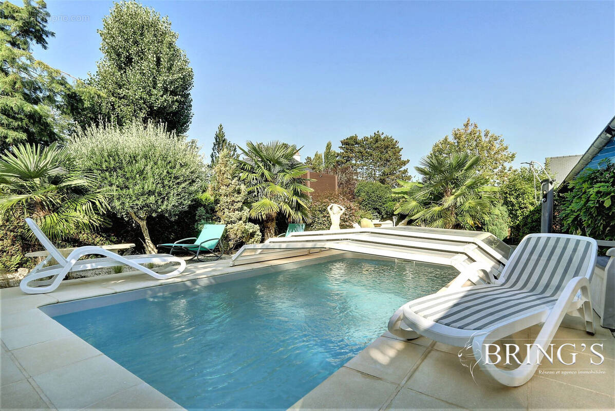 Piscine - Maison à FONDETTES