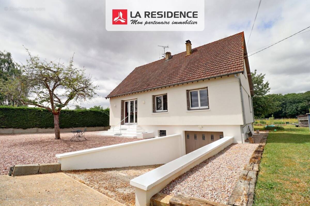 Maison à MESNIL-SUR-L&#039;ESTREE