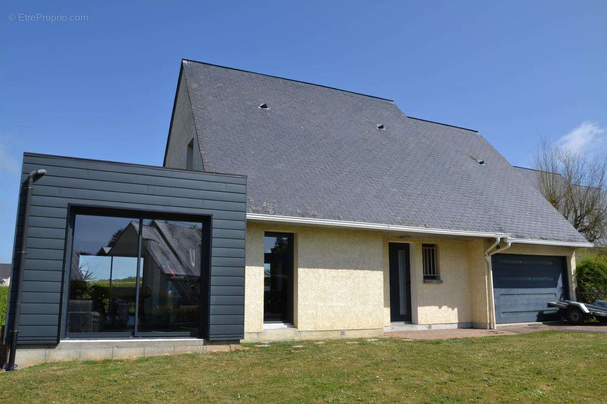 Maison à CANY-BARVILLE