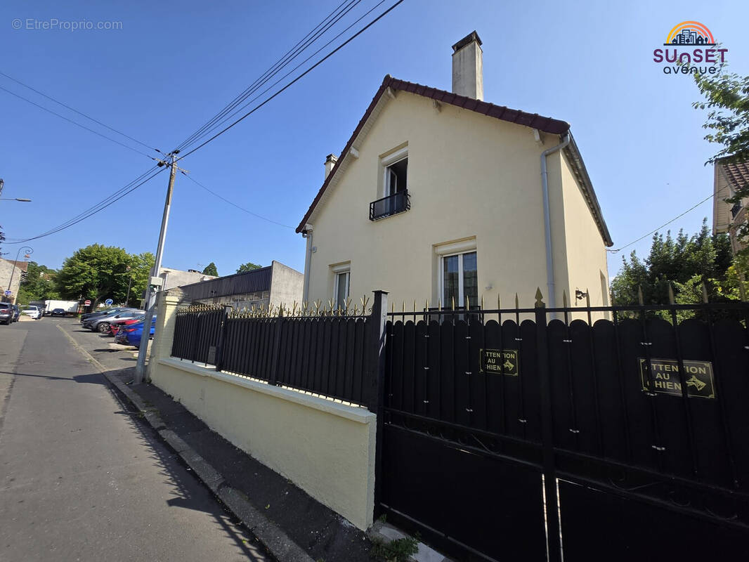 Maison à MONTMORENCY