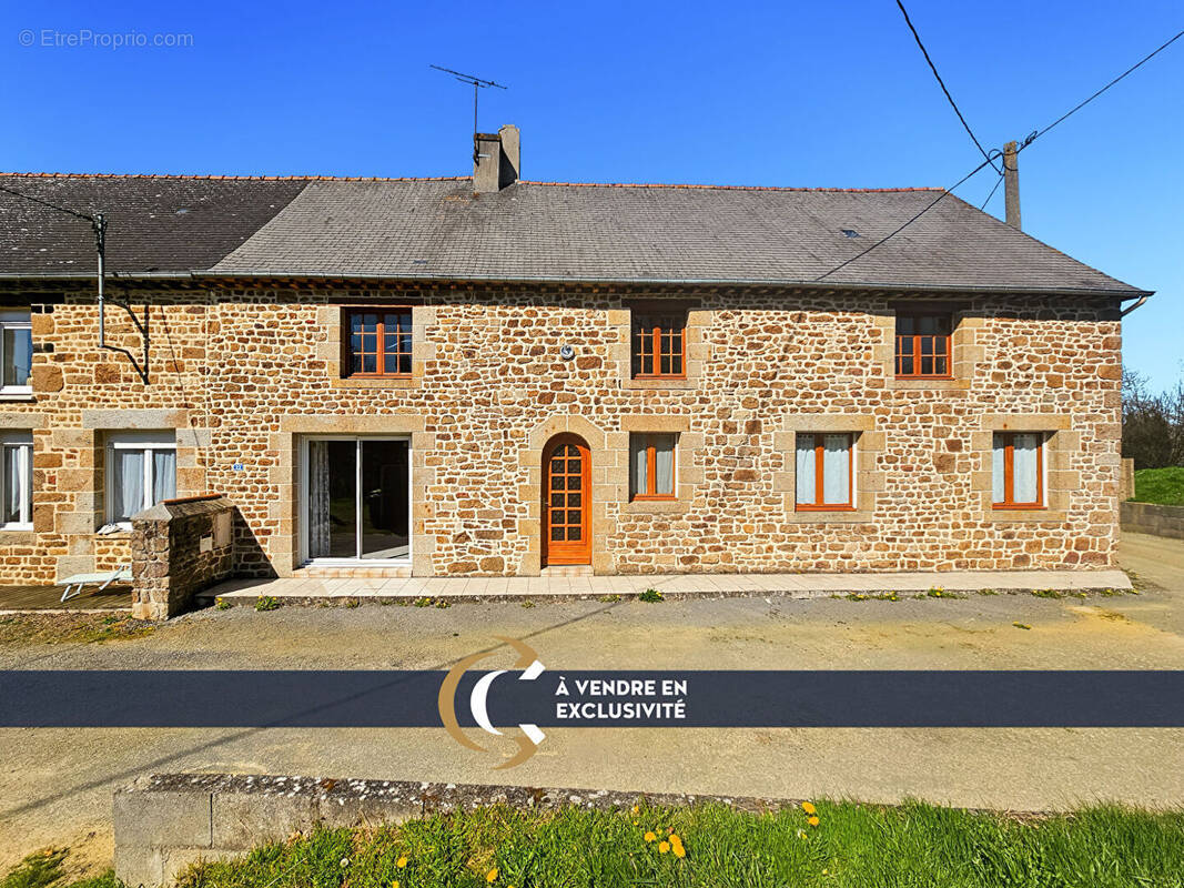 Maison à SENS-DE-BRETAGNE