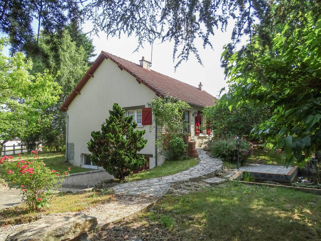 Maison à SAINT-JULIEN-SUR-CHER