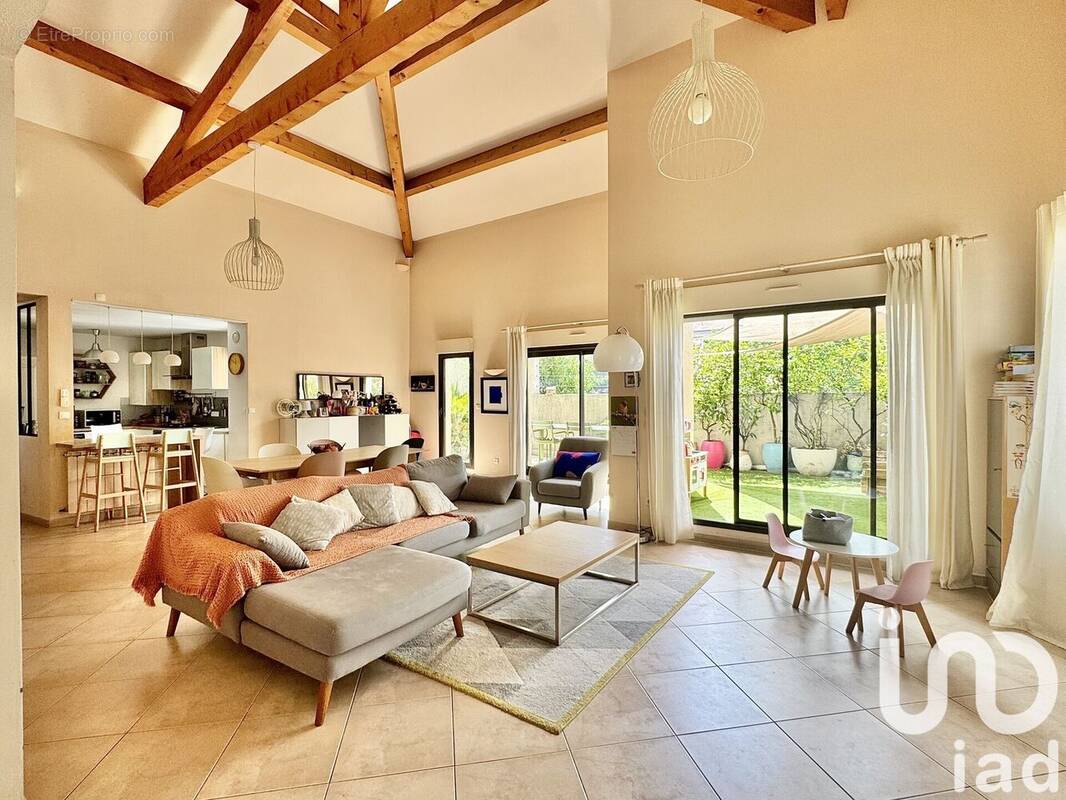 Photo 1 - Appartement à NIMES