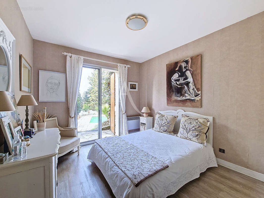 Maison à MOUGINS