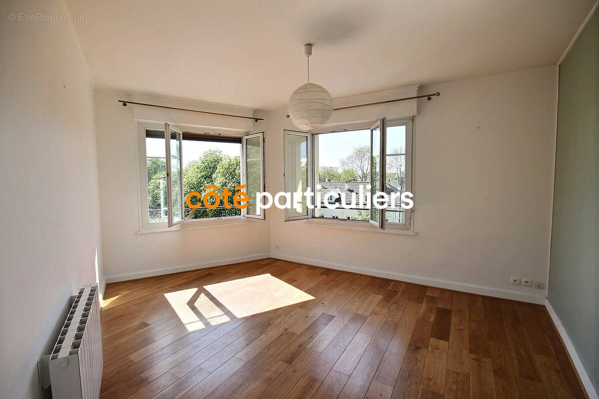 Appartement à BAGNEUX