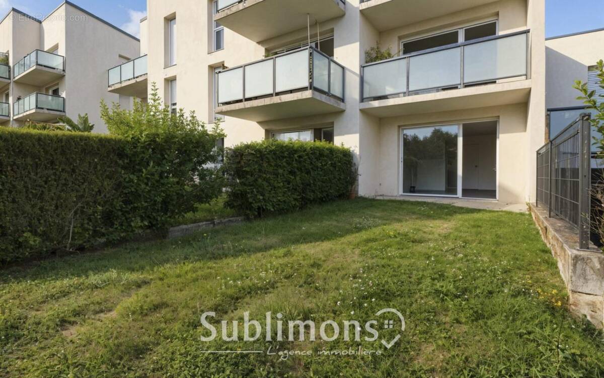 Appartement à SAINT-AVE