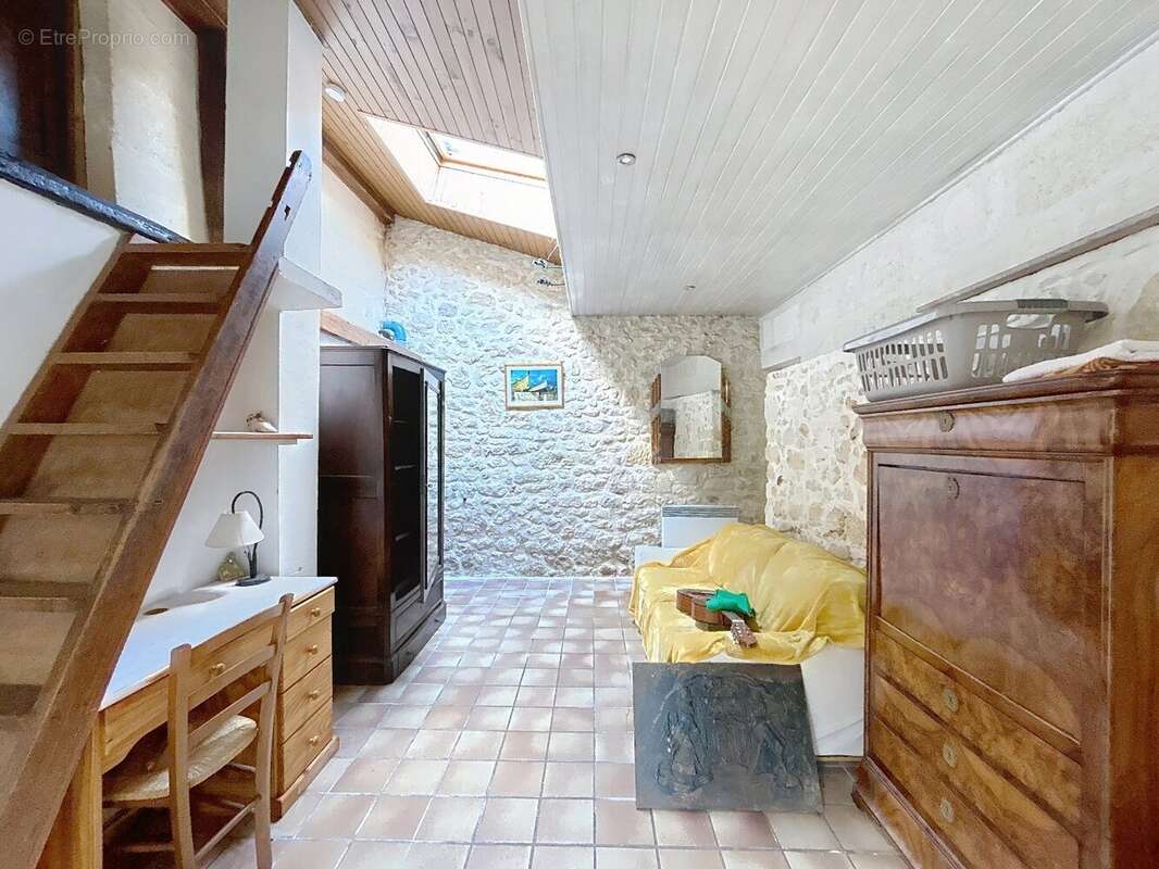 Maison à LA SAUVE