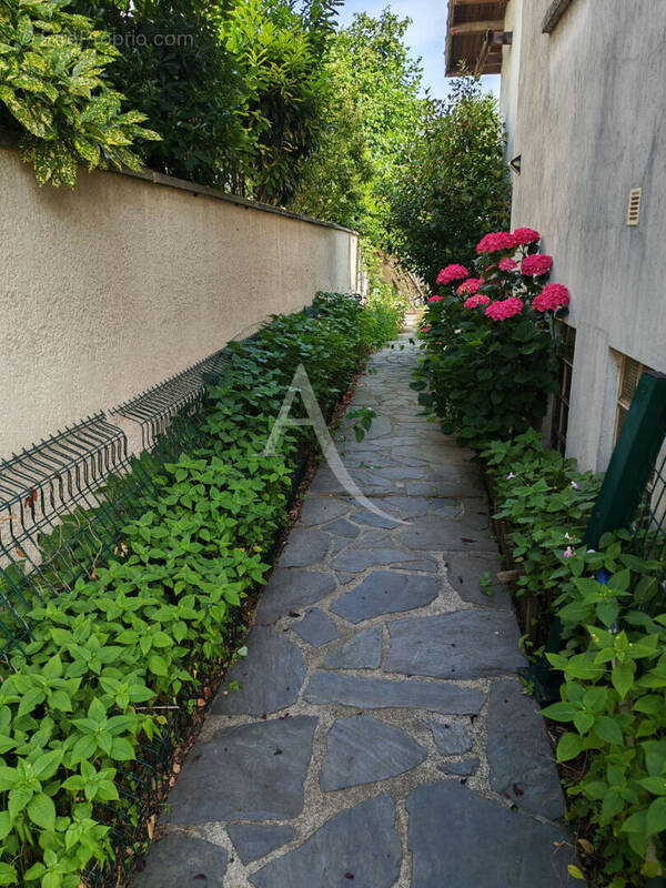 Maison à CHELLES