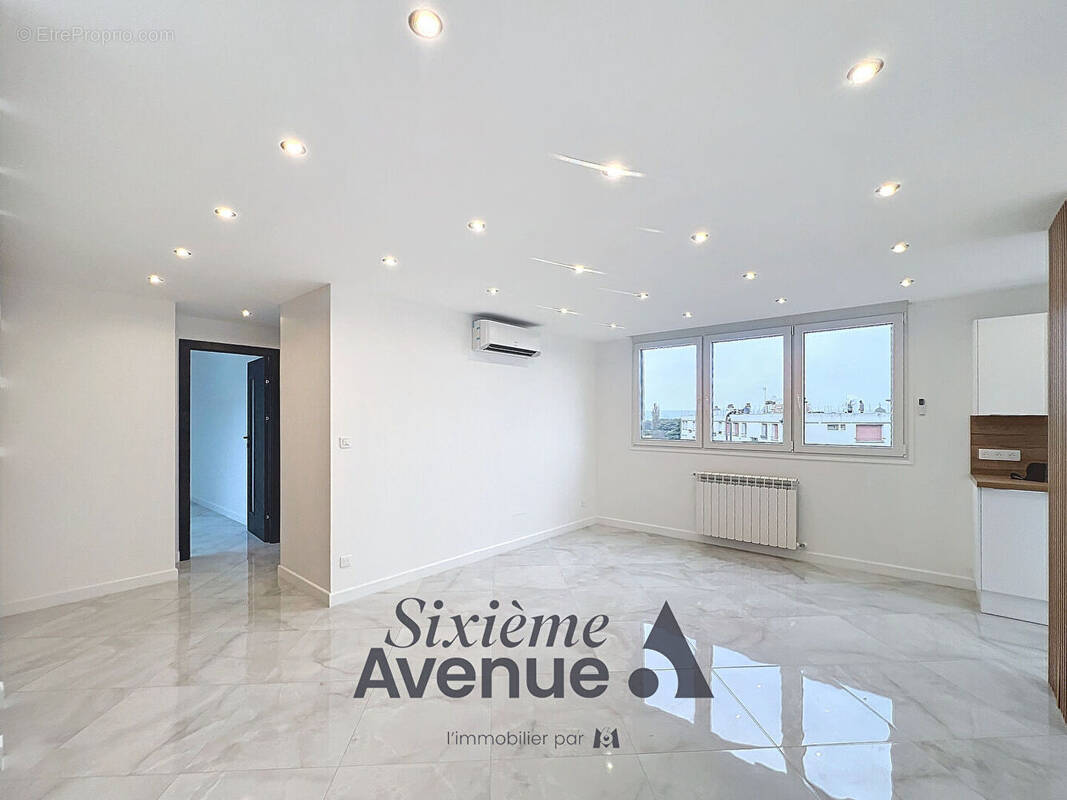 Appartement à DECINES-CHARPIEU