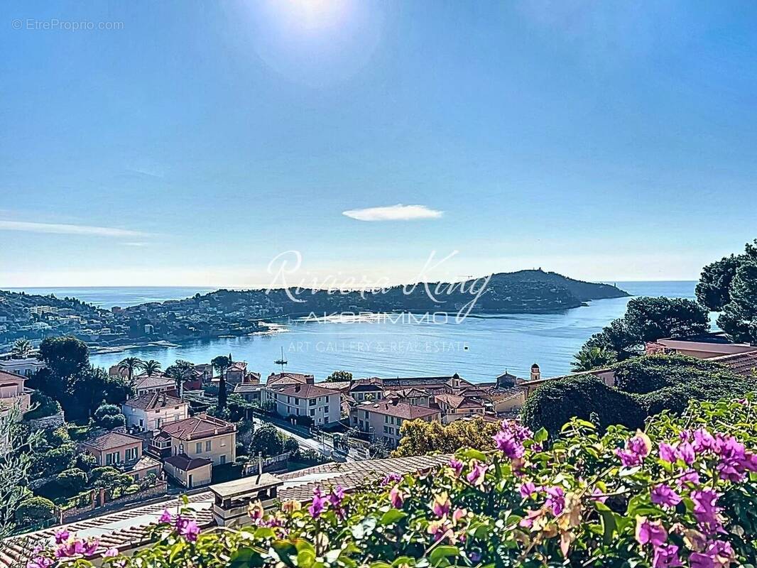 Appartement à VILLEFRANCHE-SUR-MER