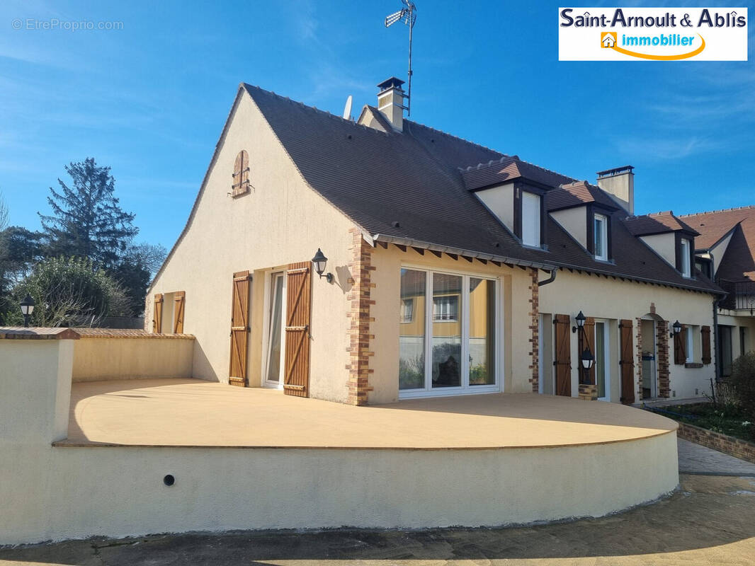 Maison à ABLIS