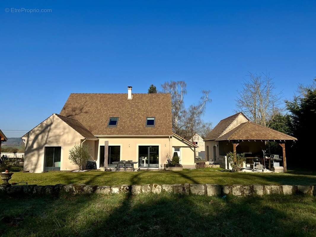 Maison à NOISY-SUR-ECOLE