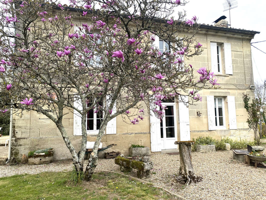 Maison à PERISSAC
