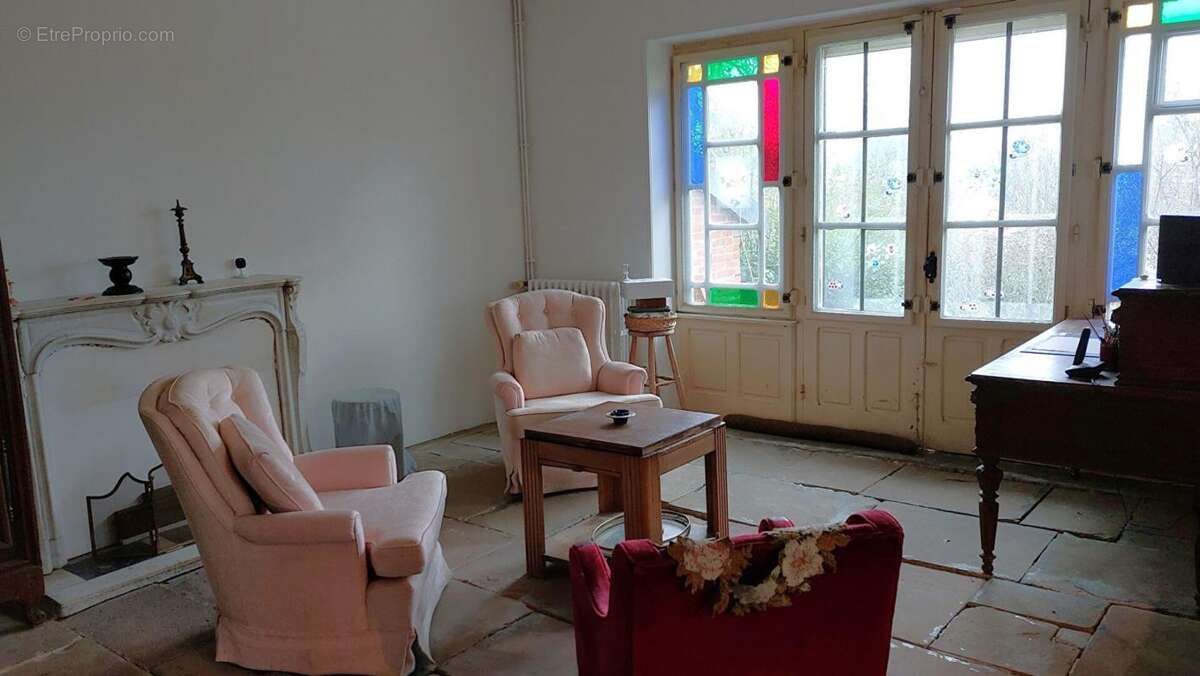 Maison à MARTINVELLE