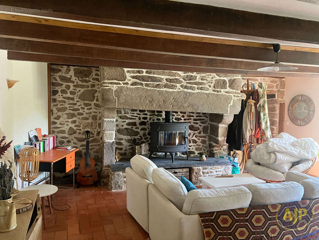 Maison à QUESTEMBERT