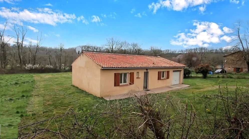 Maison à MONESTIES