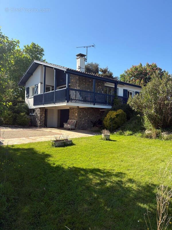 Maison à SALIES-DE-BEARN