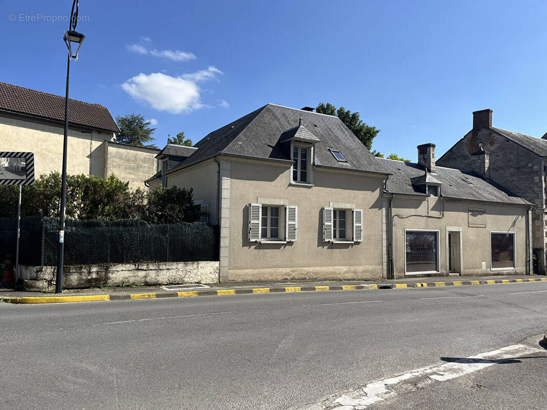 Maison à LES AIX-D&#039;ANGILLON