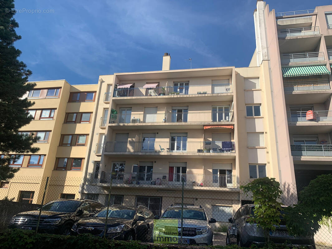 Appartement à BRON