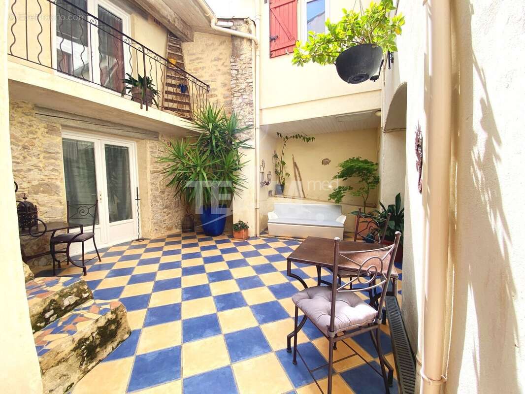 Maison à BOUZIGUES