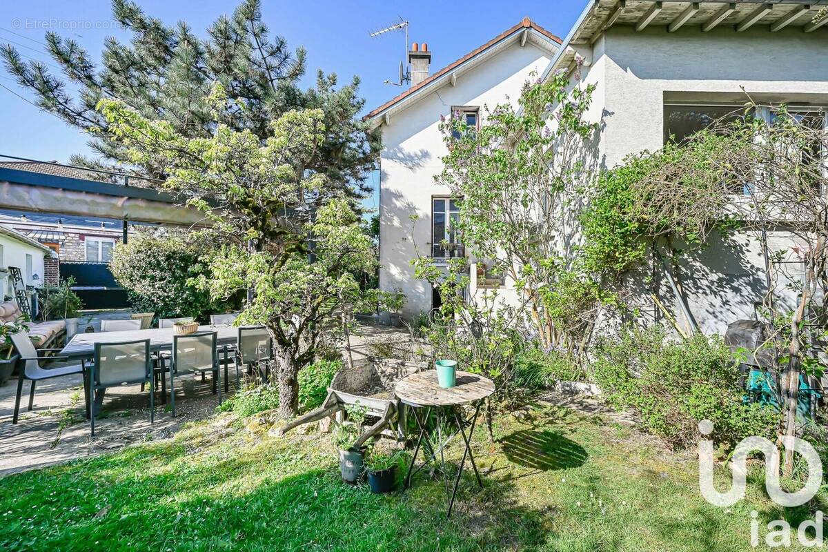 Photo 1 - Maison à EAUBONNE