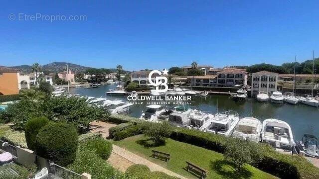 Appartement à COGOLIN
