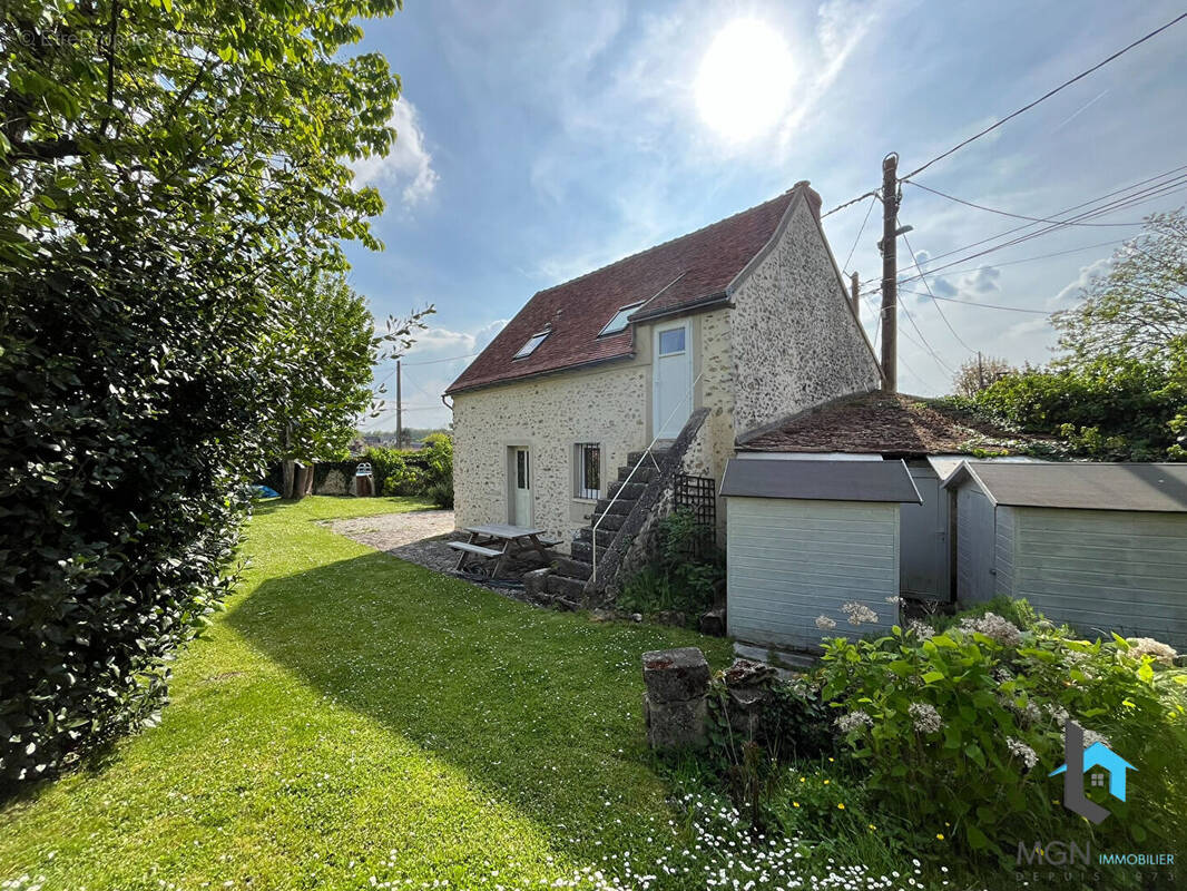 Maison à AUNEAU