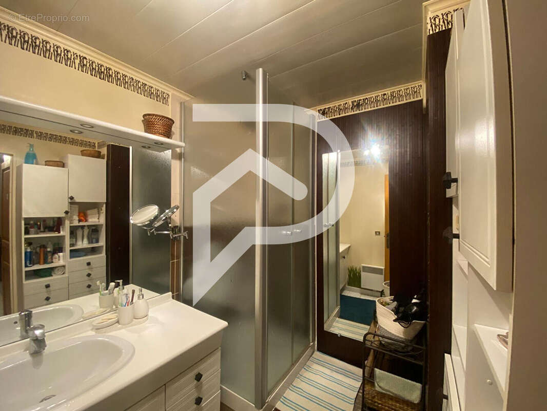Appartement à LE BOURGET