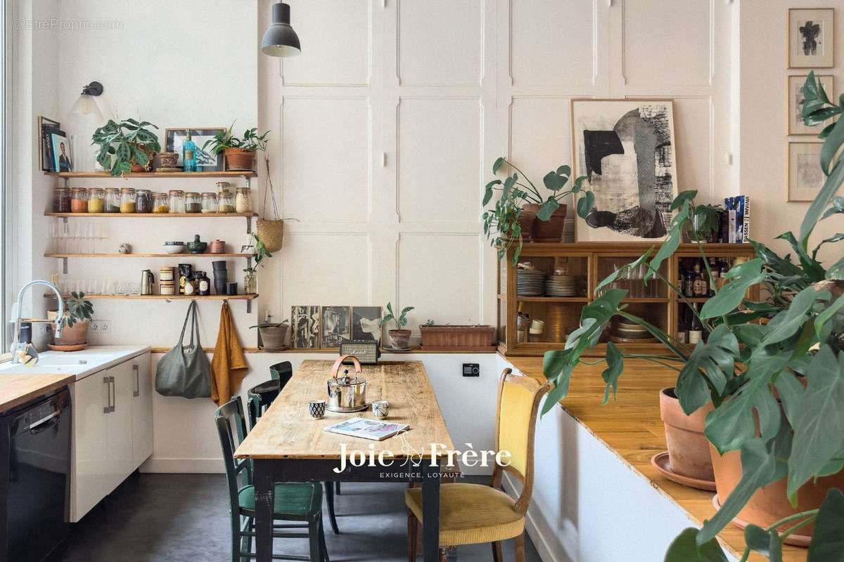 la cuisine dînatoire du loft - Appartement à PARIS-18E