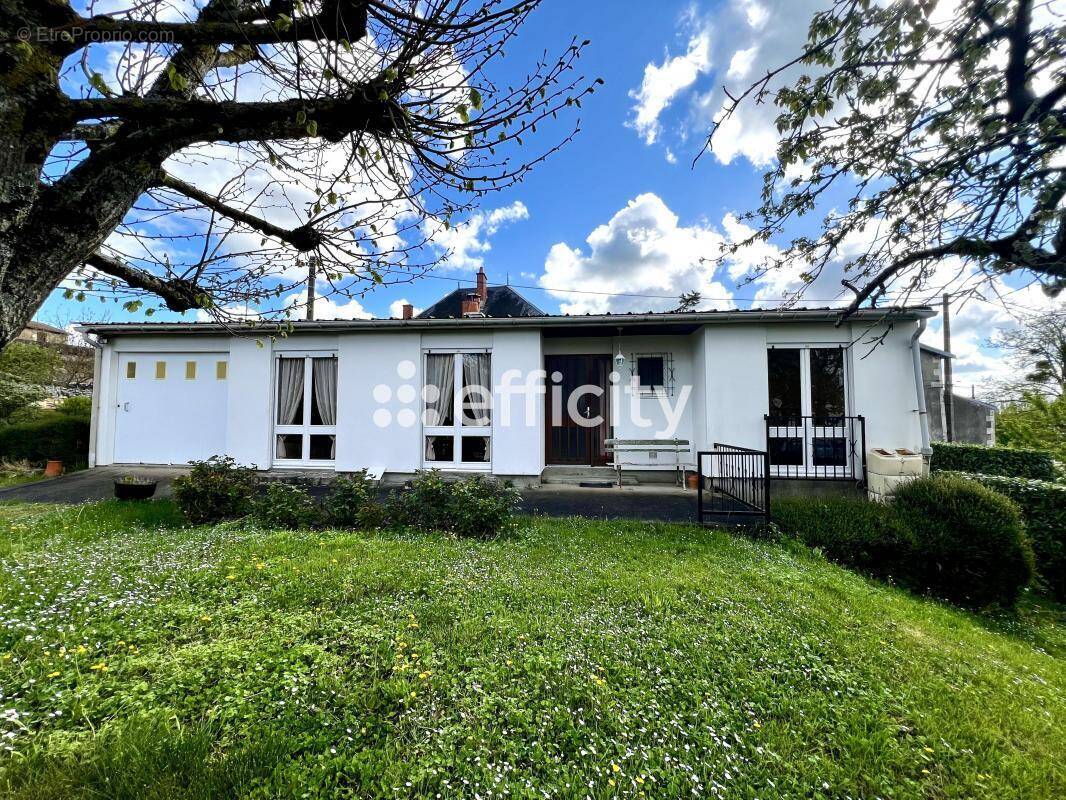 Maison à MIGNE-AUXANCES