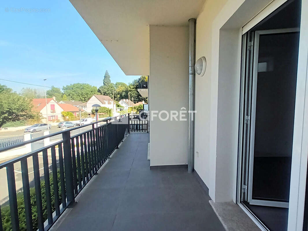 Appartement à LUZARCHES