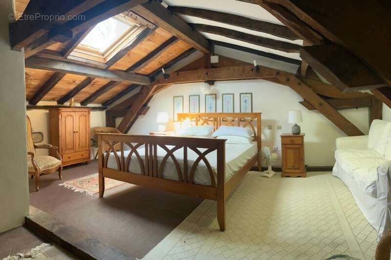 Maison à ROUFFIGNAC-DE-SIGOULES