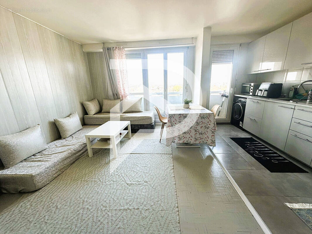 Appartement à SAINT-GRATIEN