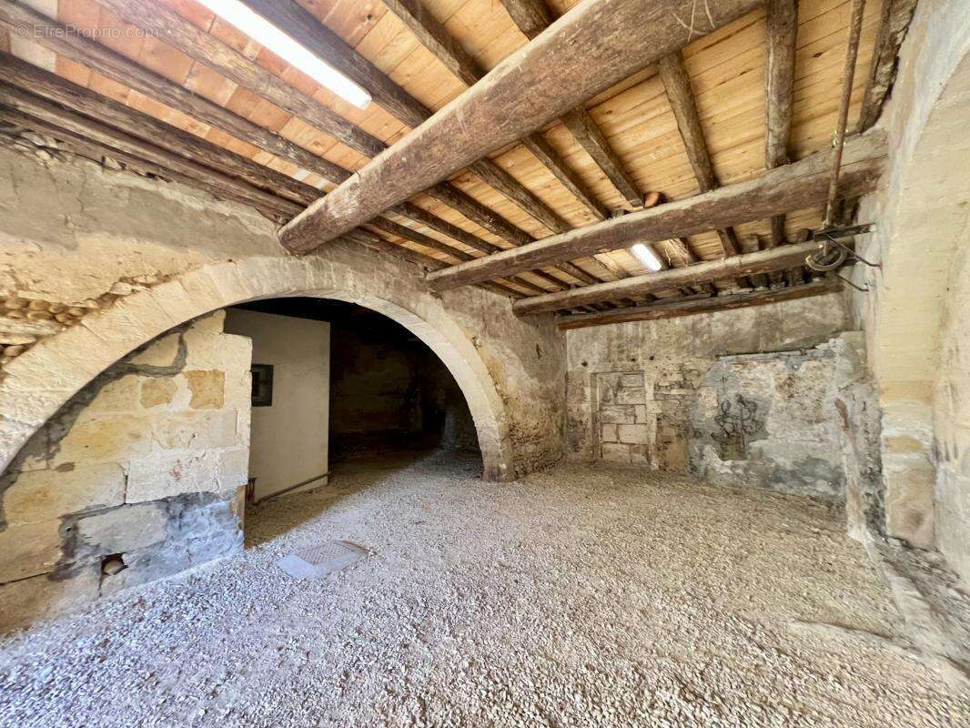 Appartement à REDESSAN
