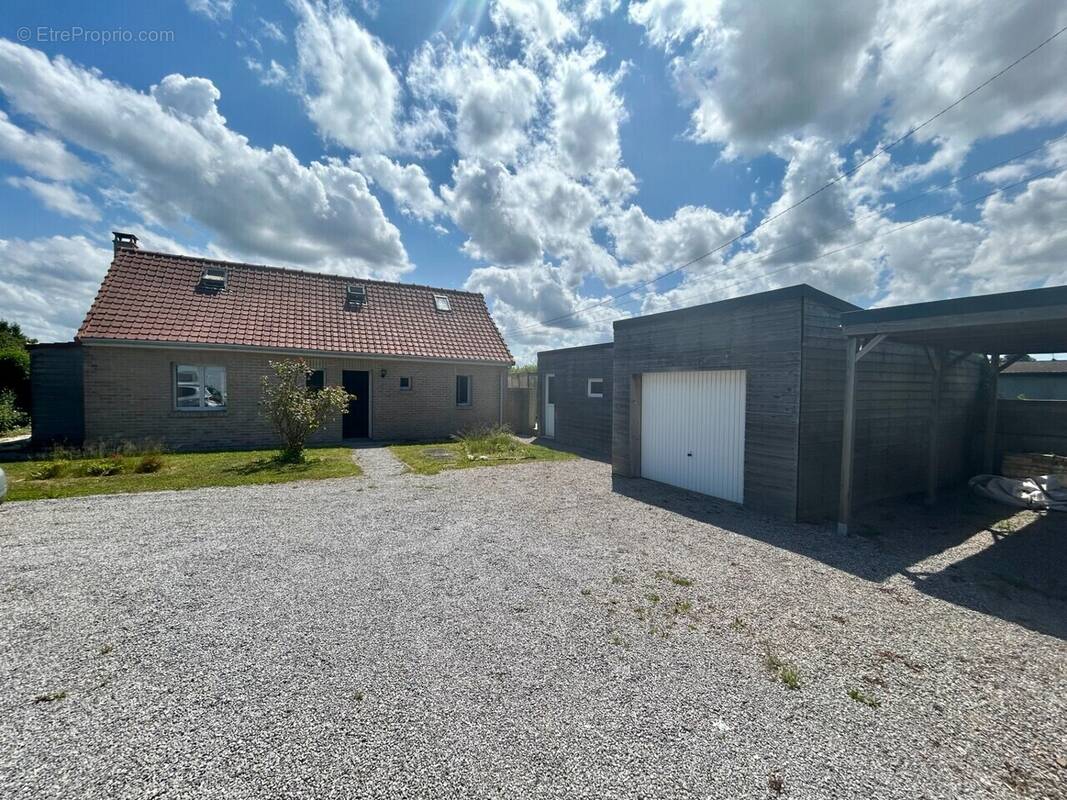 Maison à AUDRUICQ