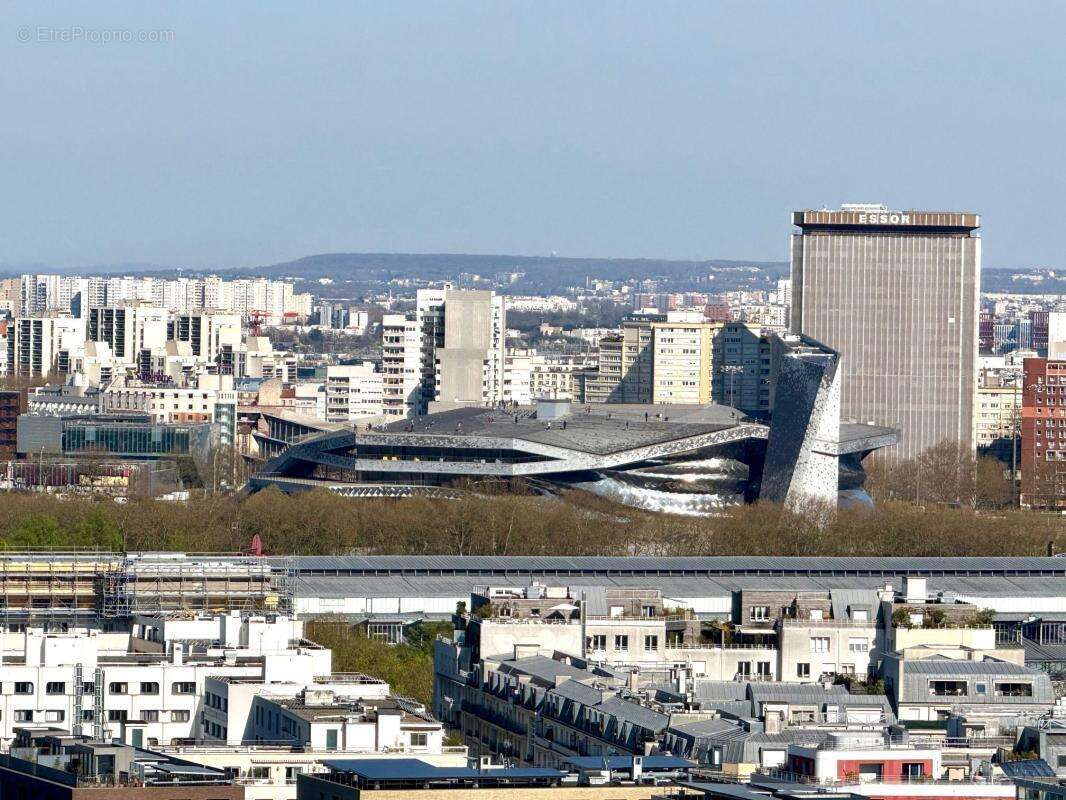 Appartement à PARIS-19E